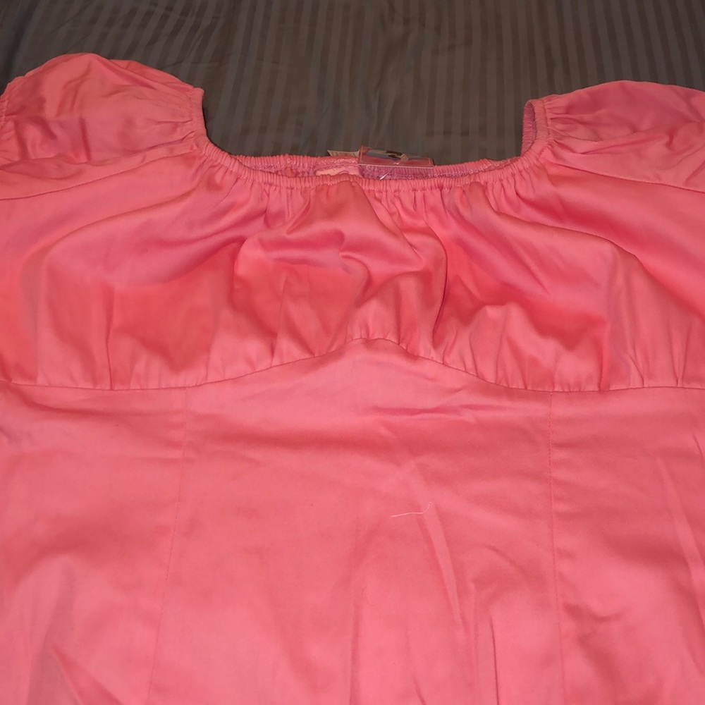 PUG peasant top